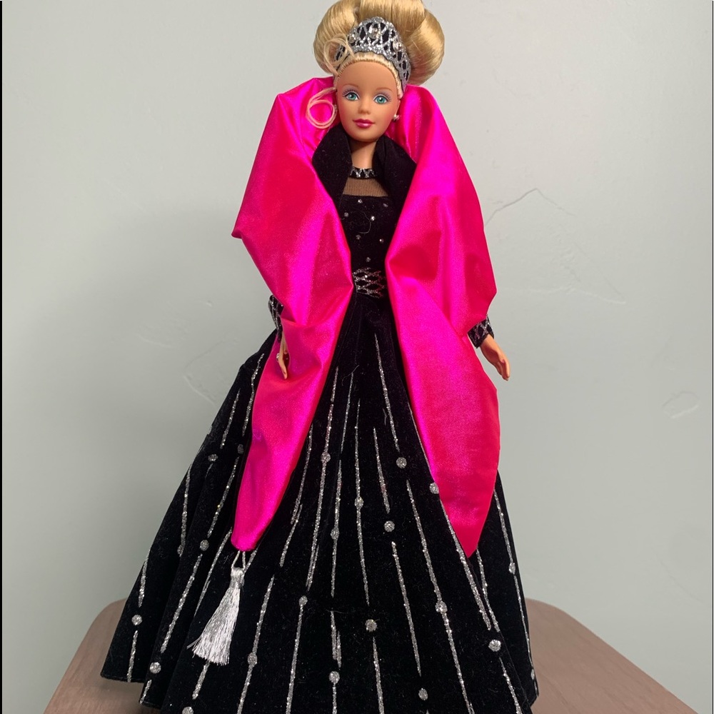 1998 Happy Holidays Barbie